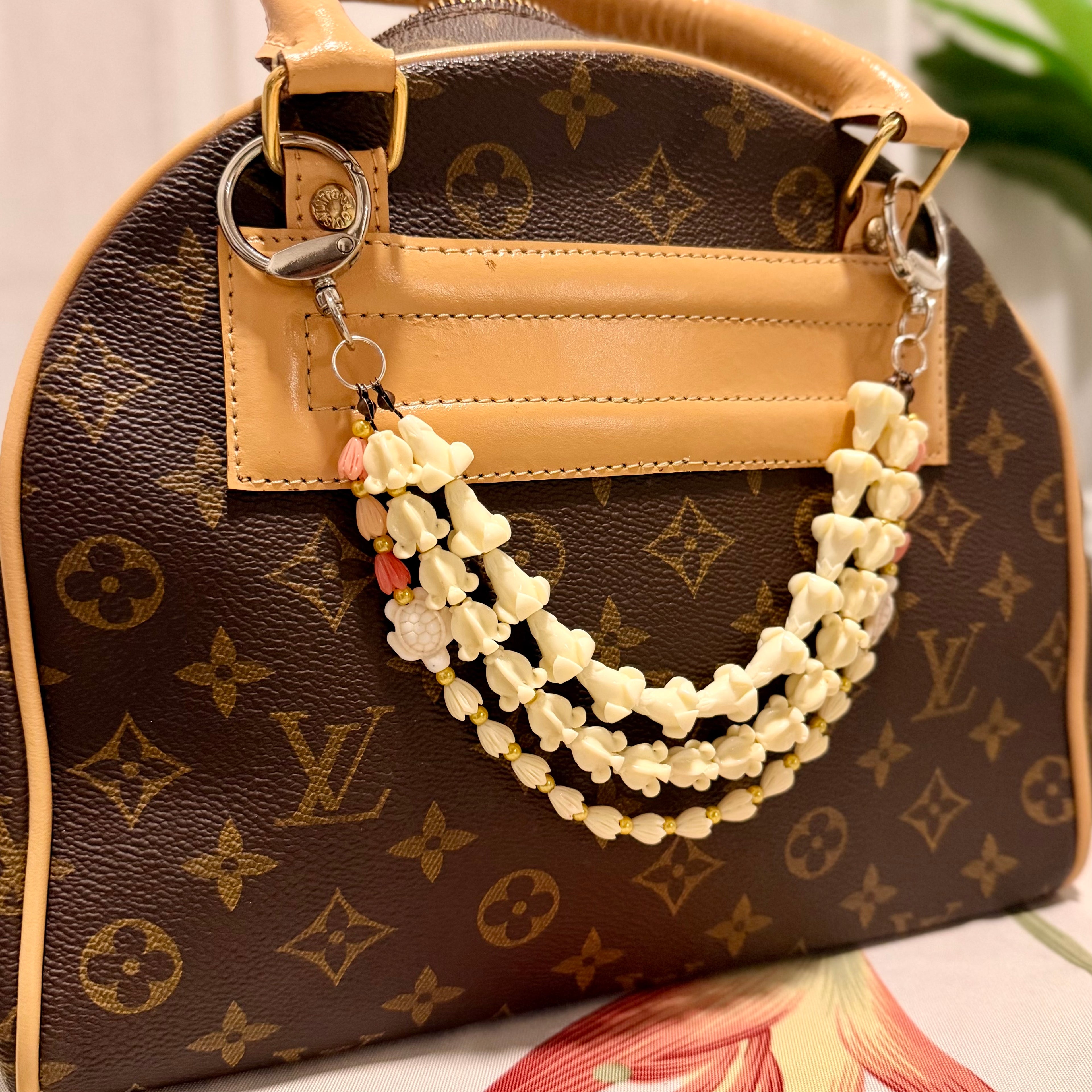 $35 purse LEI