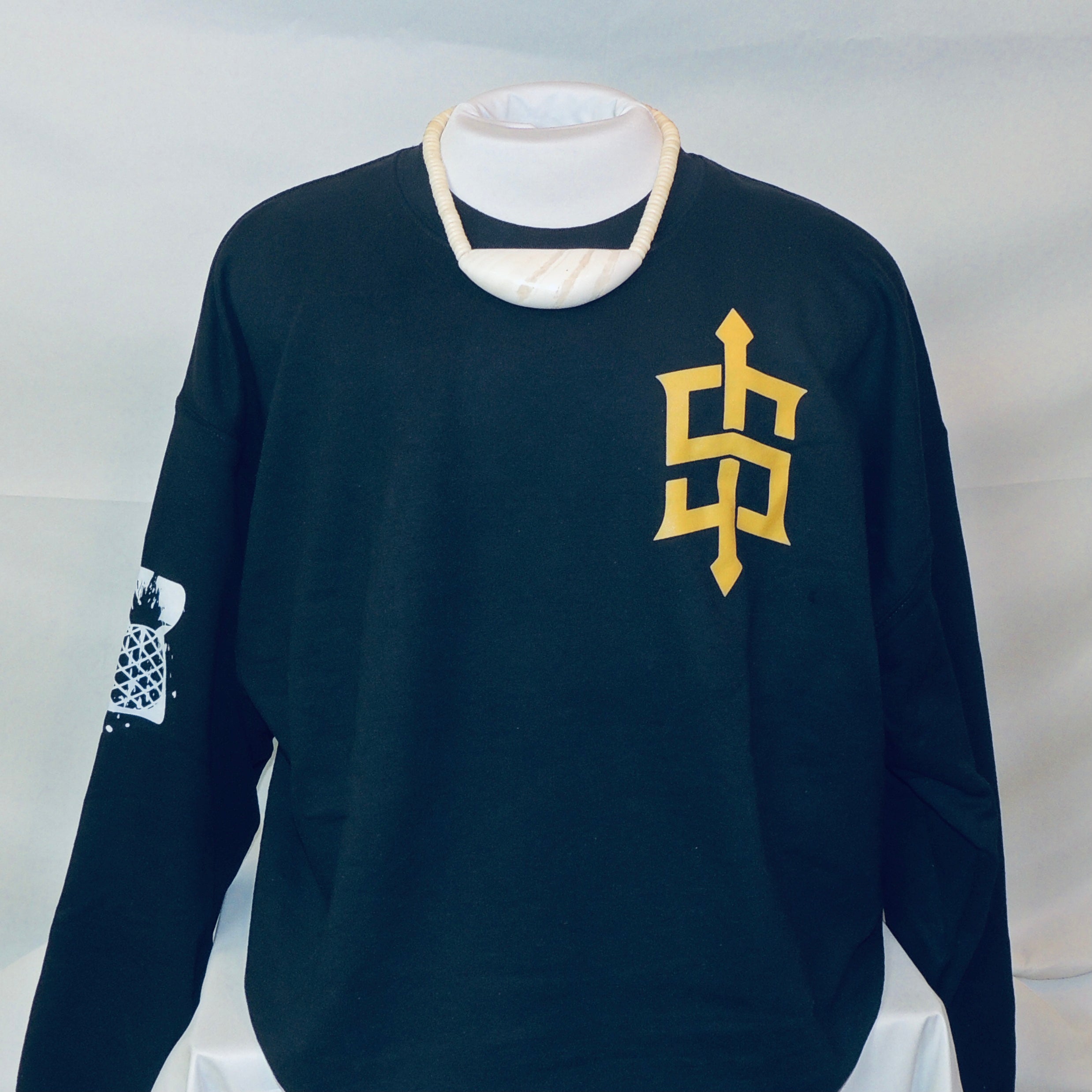 100% cotton Crewneck